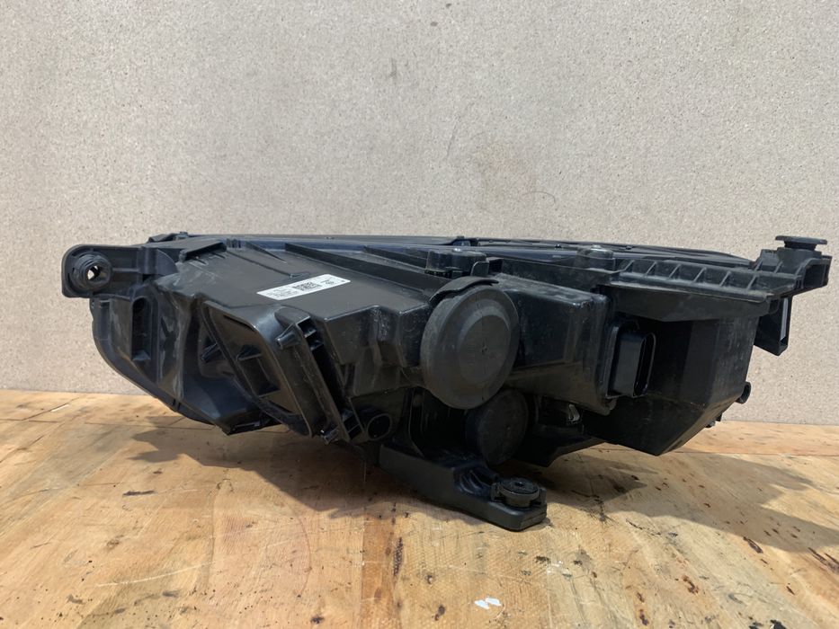 VW Passat B8 Lift lampa prawa przednia prawy przód FULL LED Europa