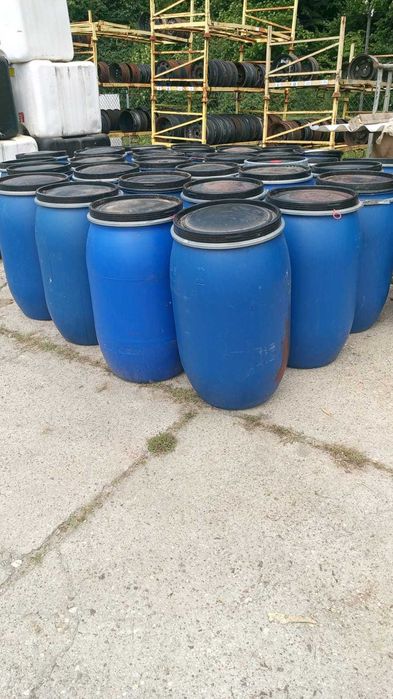 Sprzedam beczki plastikowe różne pojemności