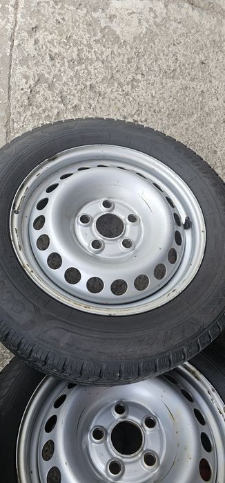Felgi stalowe z oponami letnimi 205/65/16C volkswagen T5,t6