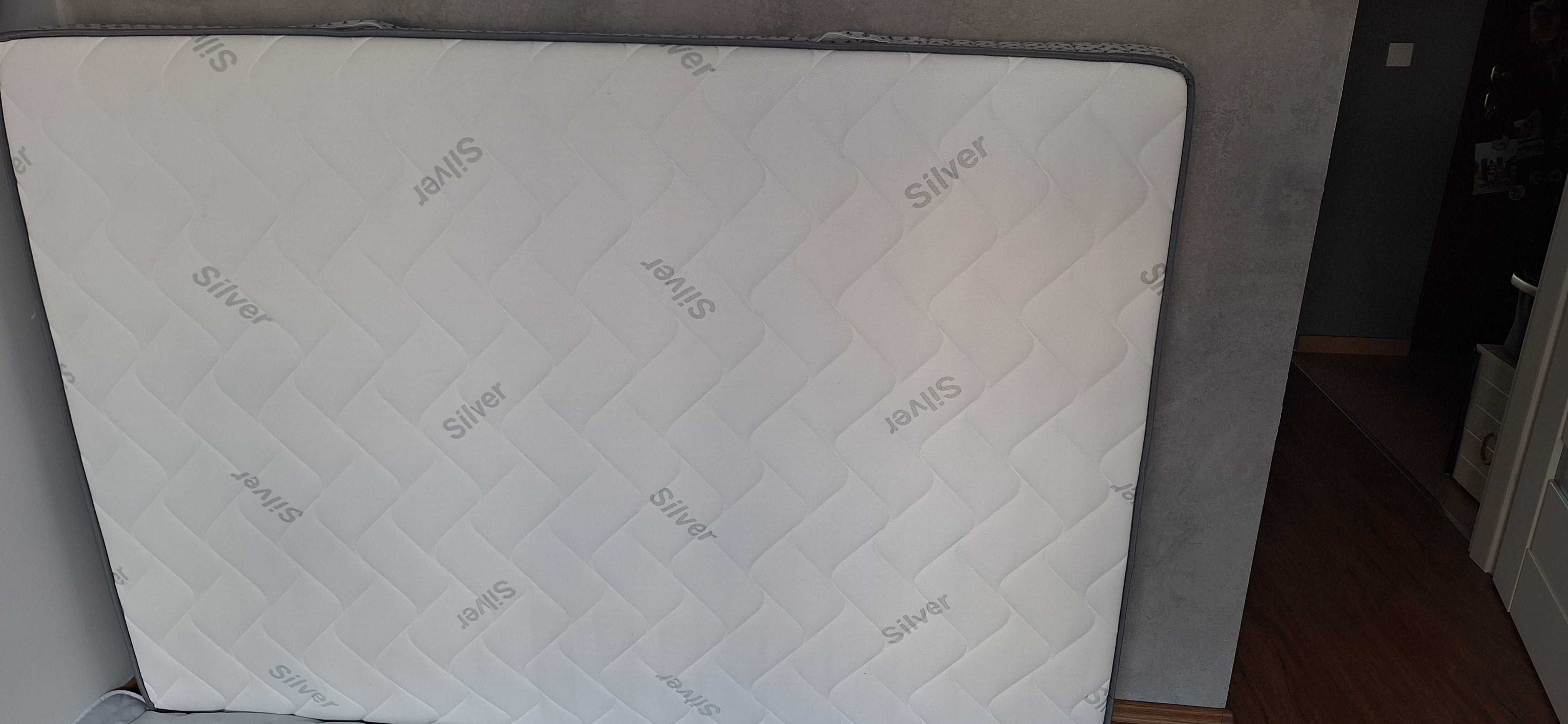 Sprzedam materac FlexyFlex Spring Memory 140x200.