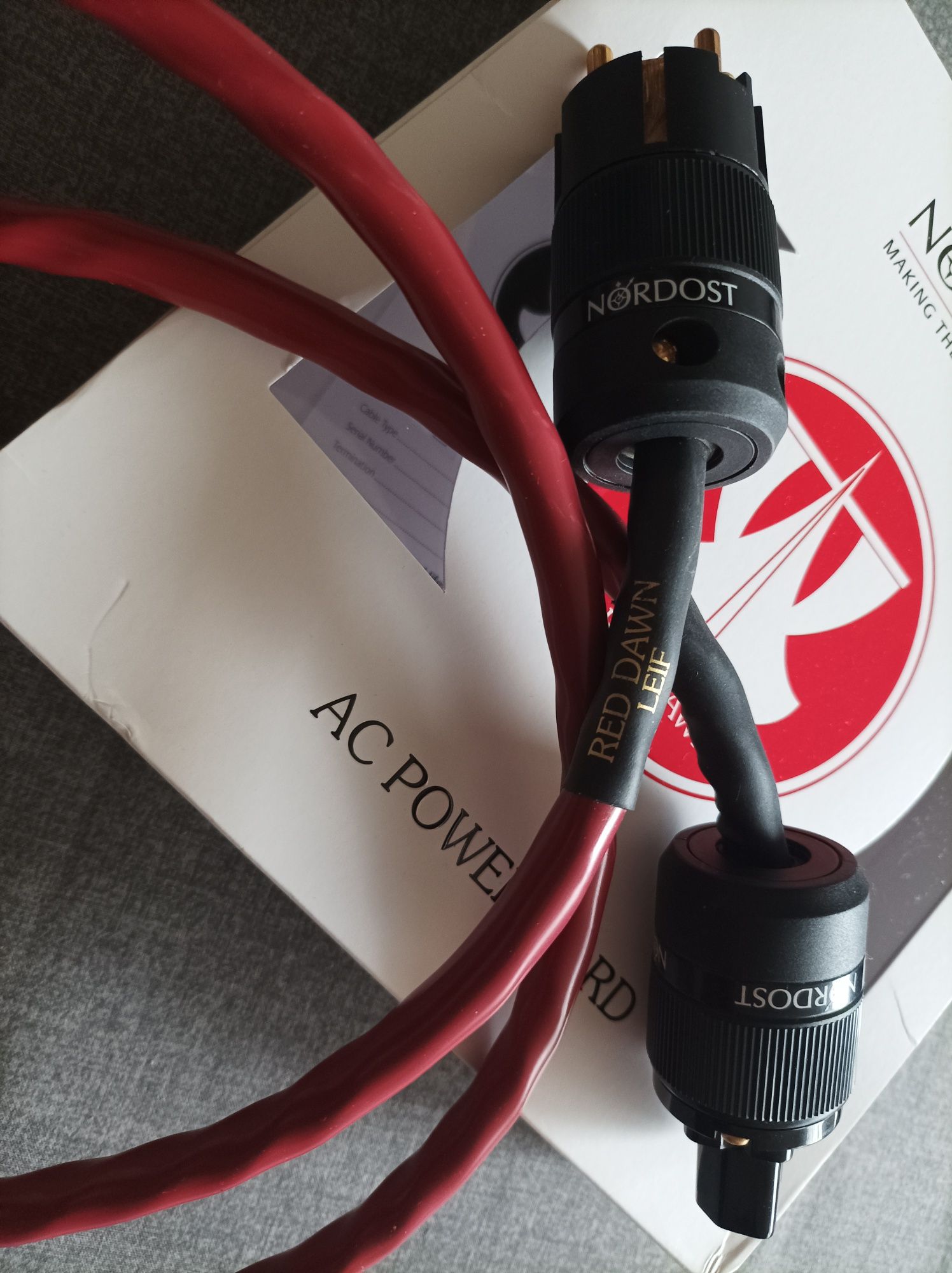 Nordost RED DOWN - kabel zasilający 1,5 m Hi-End -Made in USA