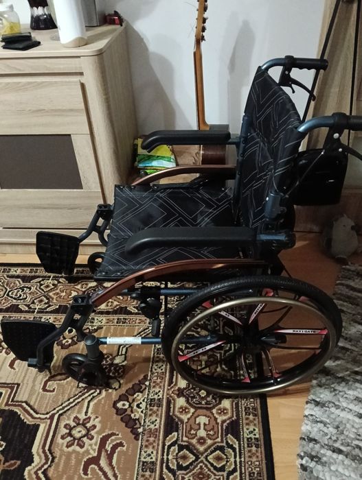 Wózek inwalidzki Nawigate SYIV100-Q05LAJ