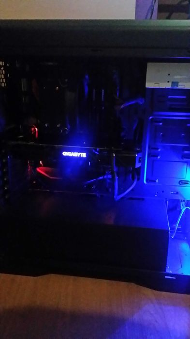 Republic of Gamers Komputer do Gier w FullHD Gtx 1070 8Gb