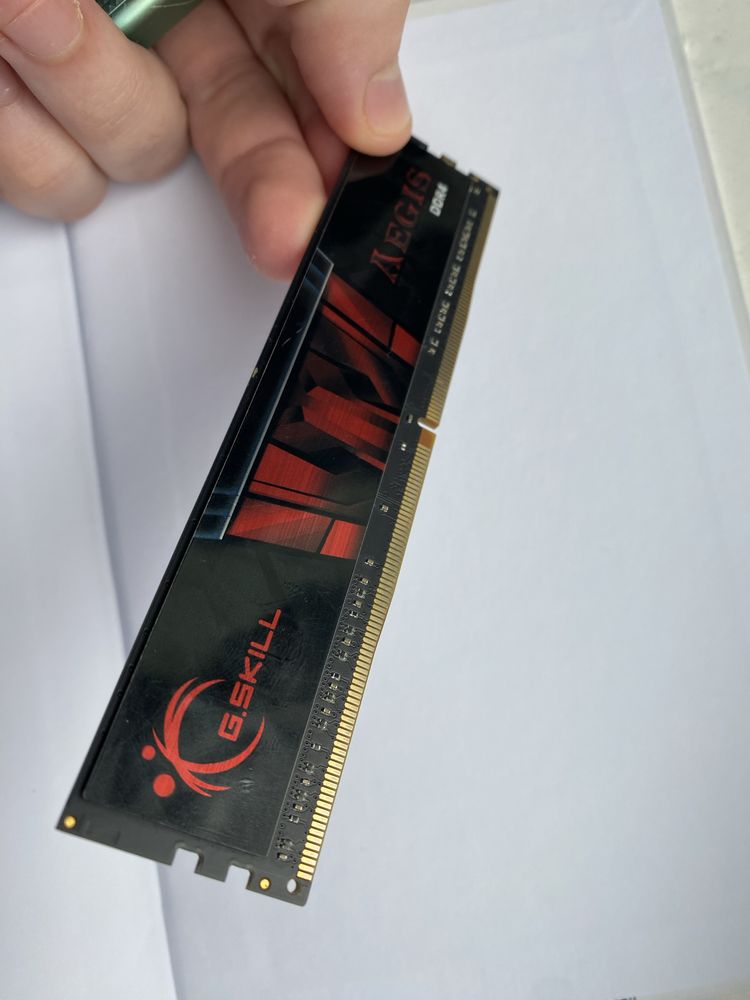 DDR4 2400 8Gb оперативная память