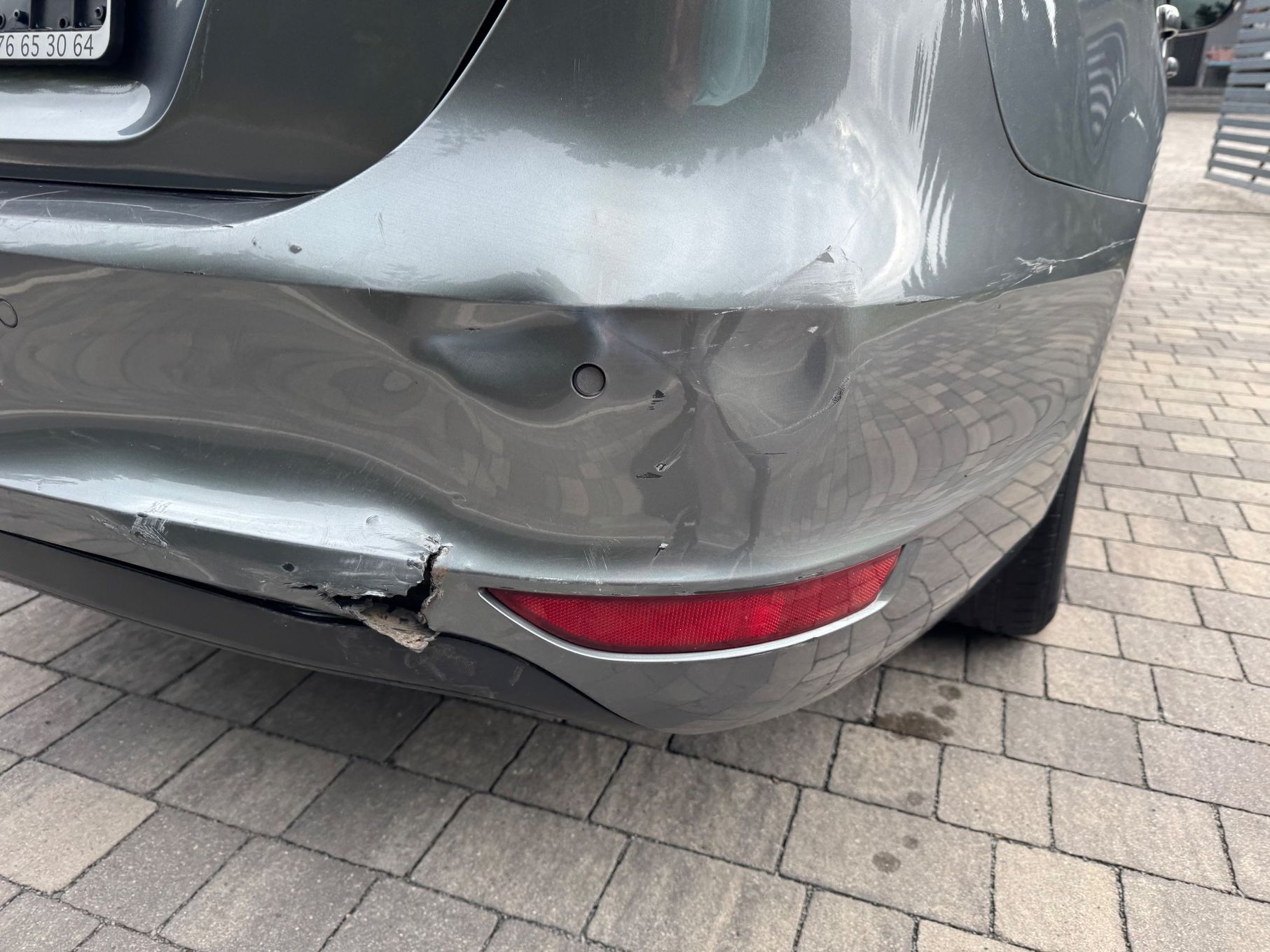 Volkswagen Jetta 1.6TDi 105KM * Navi * Klima * Alu *