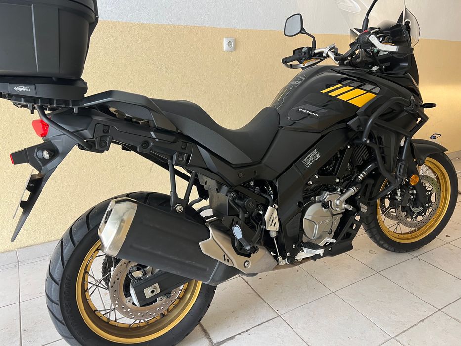 Suzuki V-Strom 650 XT