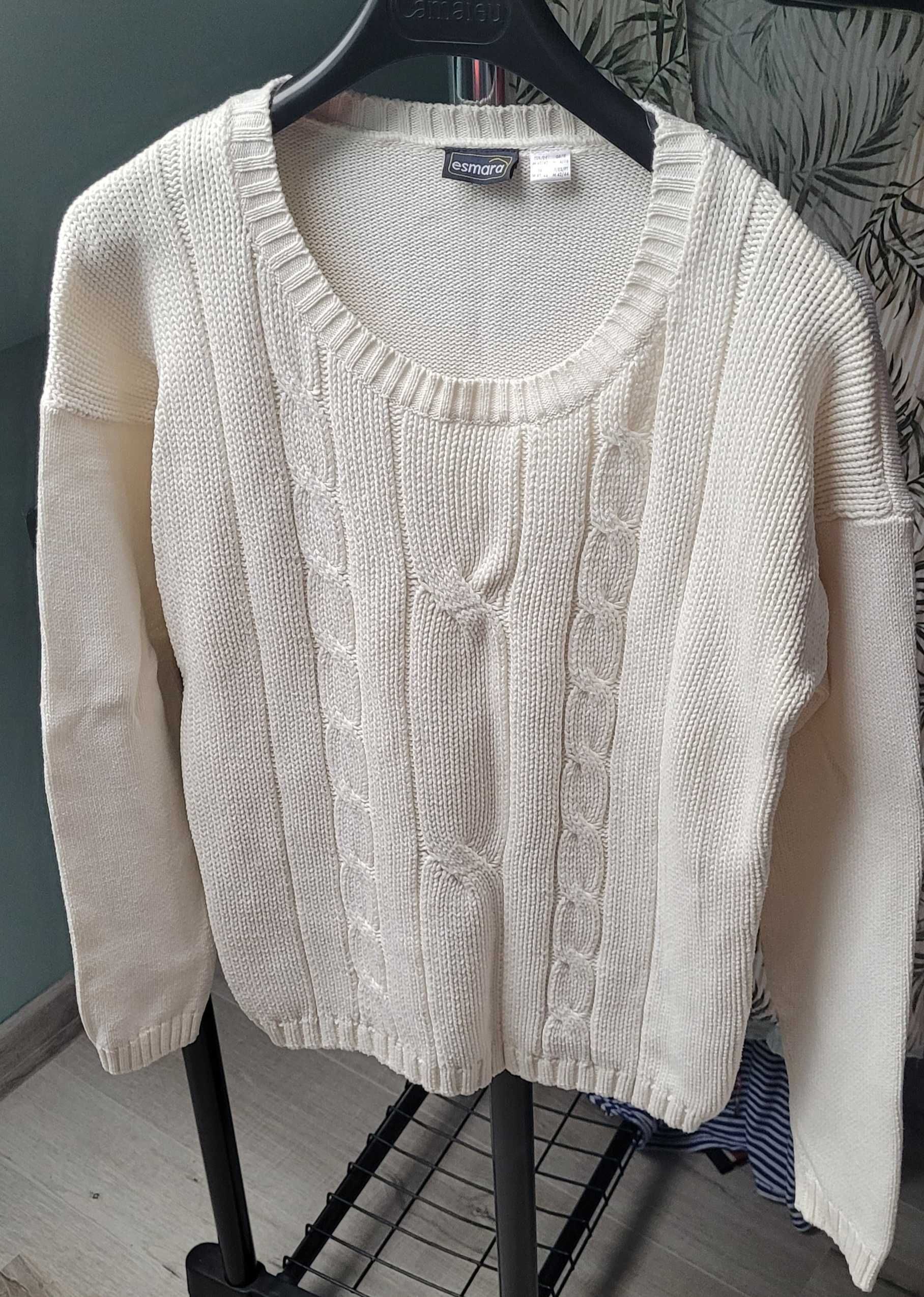 Biały sweterek, rozmiar M
