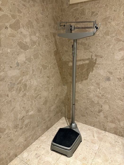 Balança antiga pouco uso