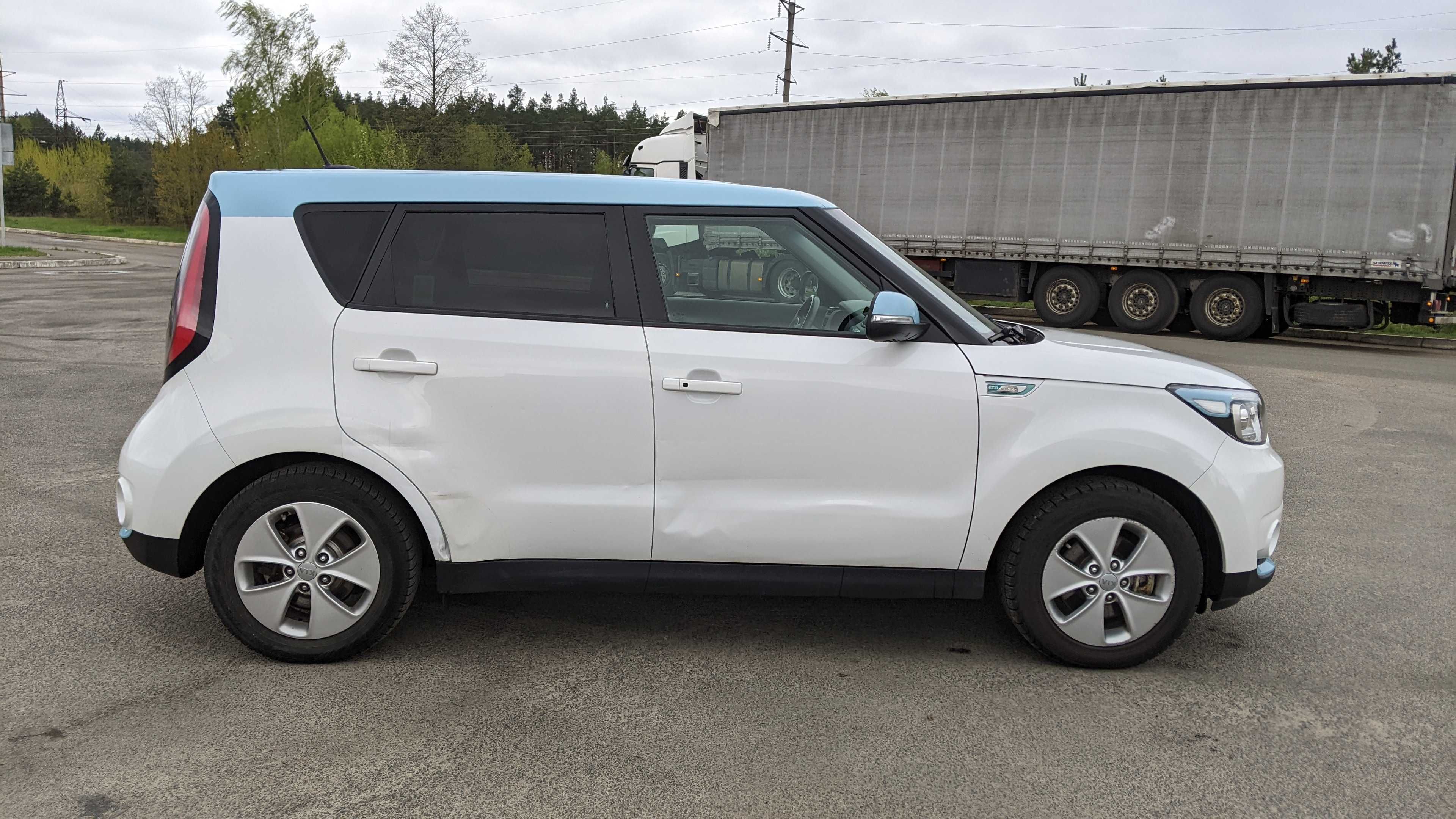 Kia Soul EV 2014"