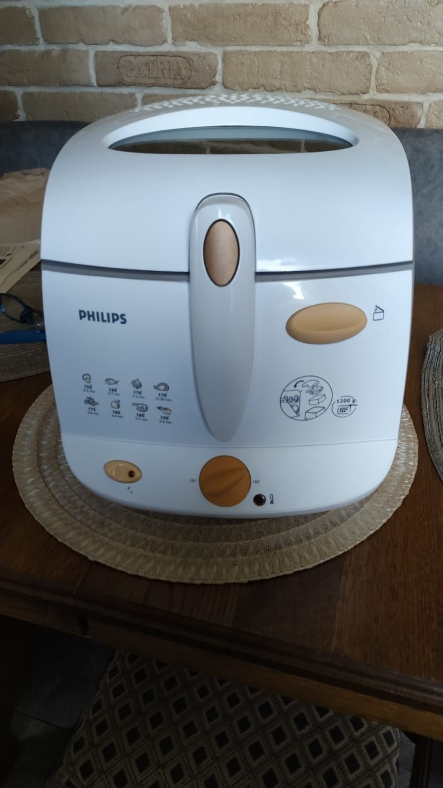 Фритюрниця 2,5 л 2000 Вт philips hd6118/55