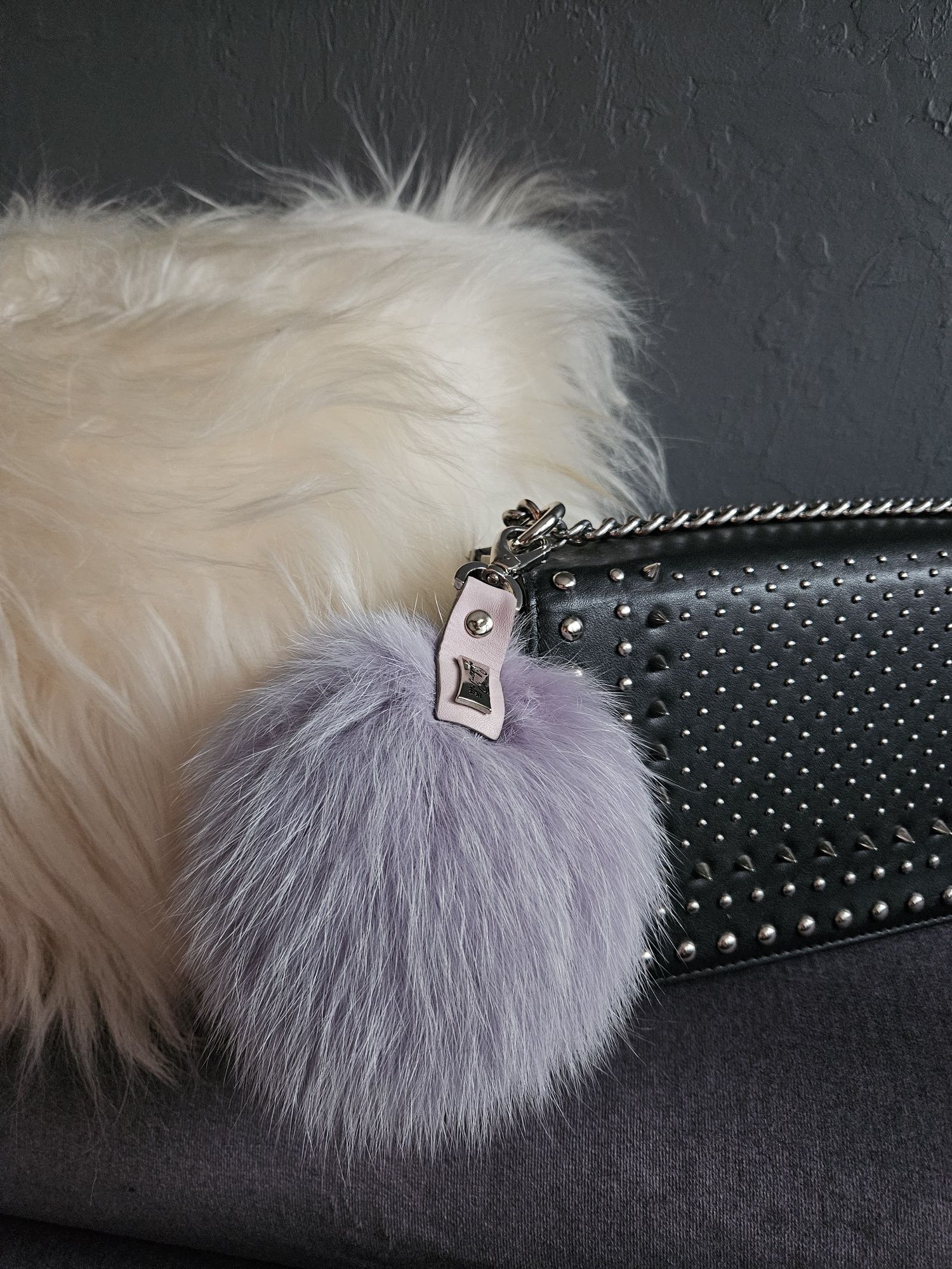 Pompon z naturalnego futra lisa fiolet wrzos