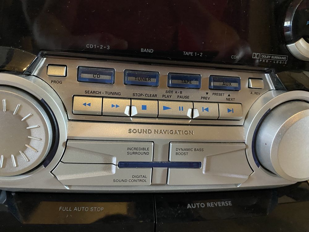 Музыкальный центр Philips