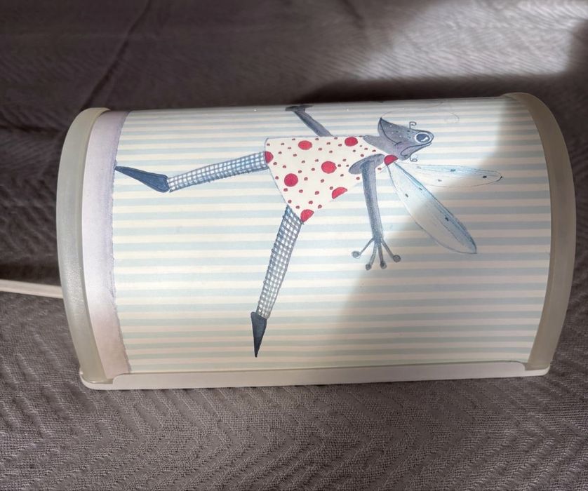 Lampka nocna na ścianę - kinkiet