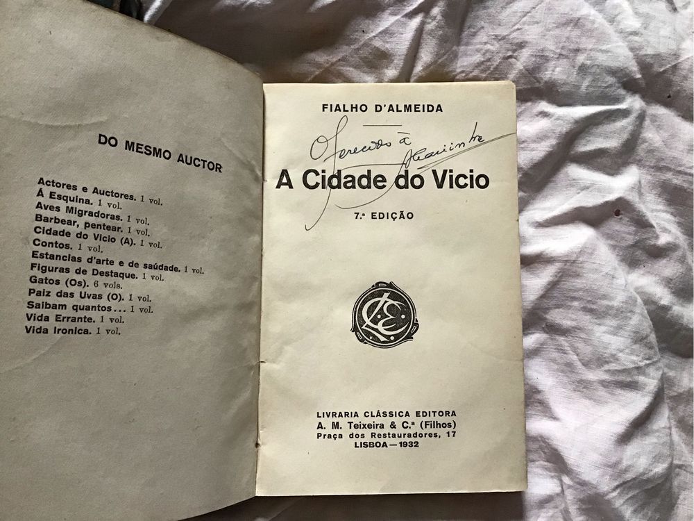 A Cidade do Vicio de Fialho de Almeida. 1932. Portes CTT incluidos.