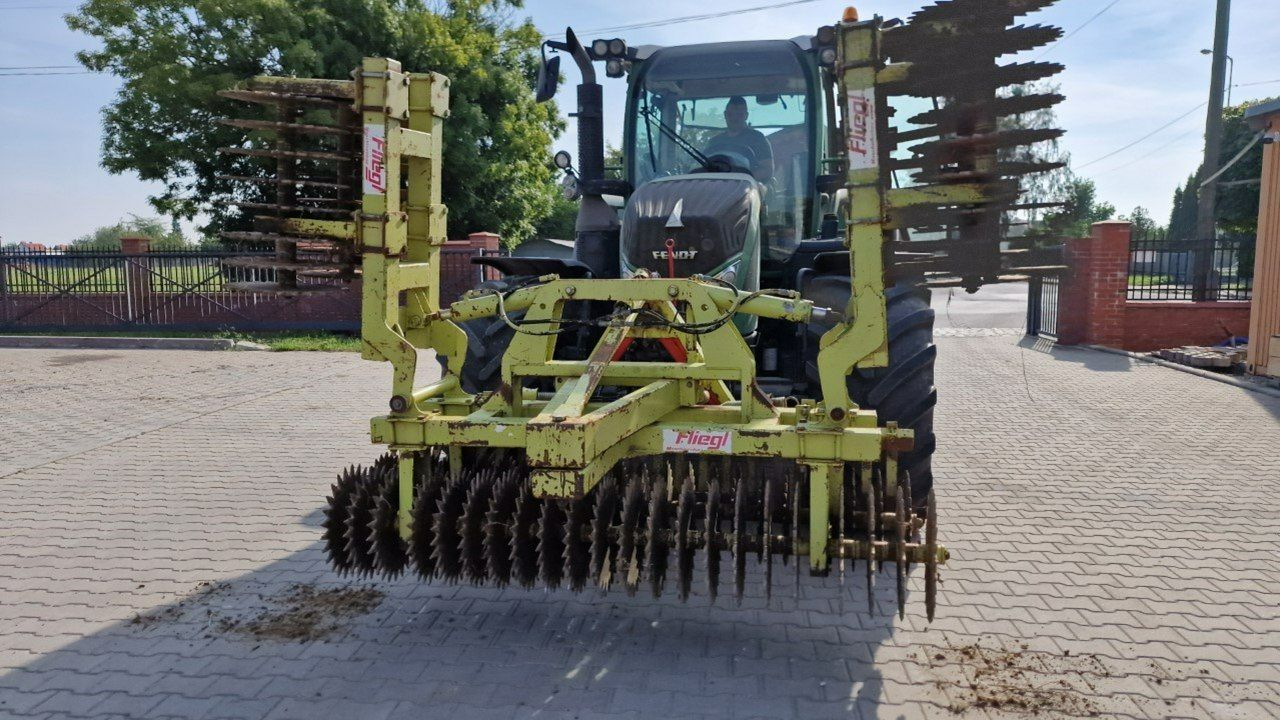 inny Wał uprawowy Fliegl przedni hydraulika 4m