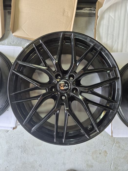 Felgi 19 cali 5x112 19 8.5j ET45 Damina Performance MAM Audi VW Seat