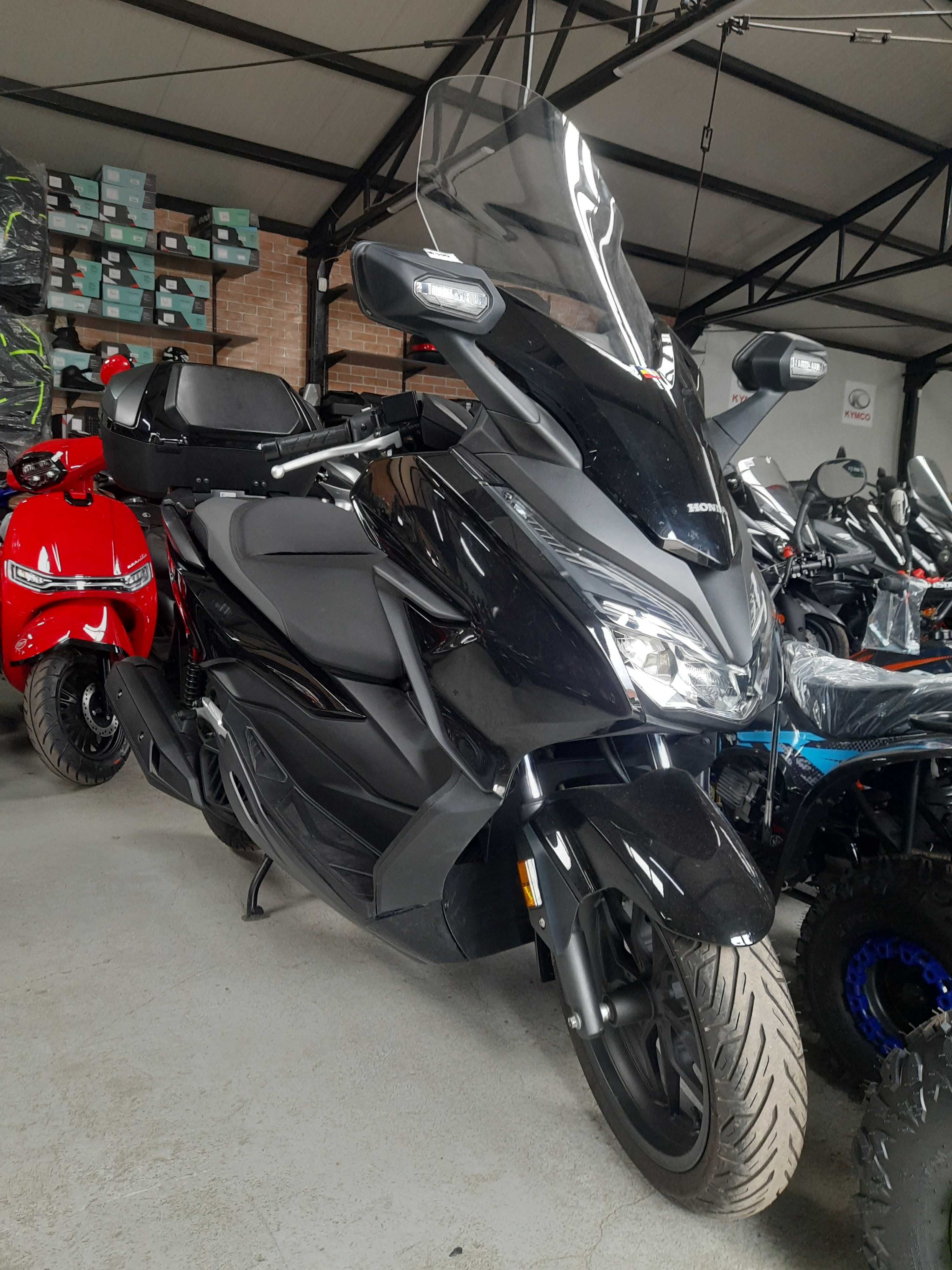 Skuter Honda FORZA 125 RATY 2019 katA1 B abs full wypas Piękna zadbana