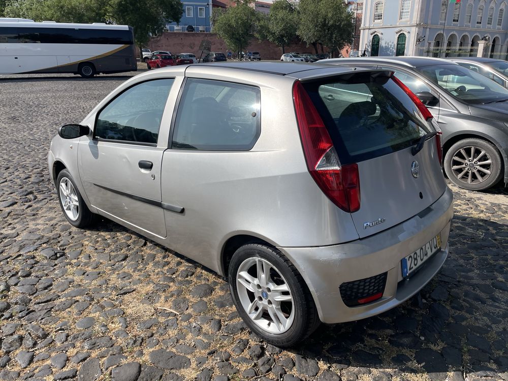 Fiat Punto 1.2 8v versão Sound 178.500km