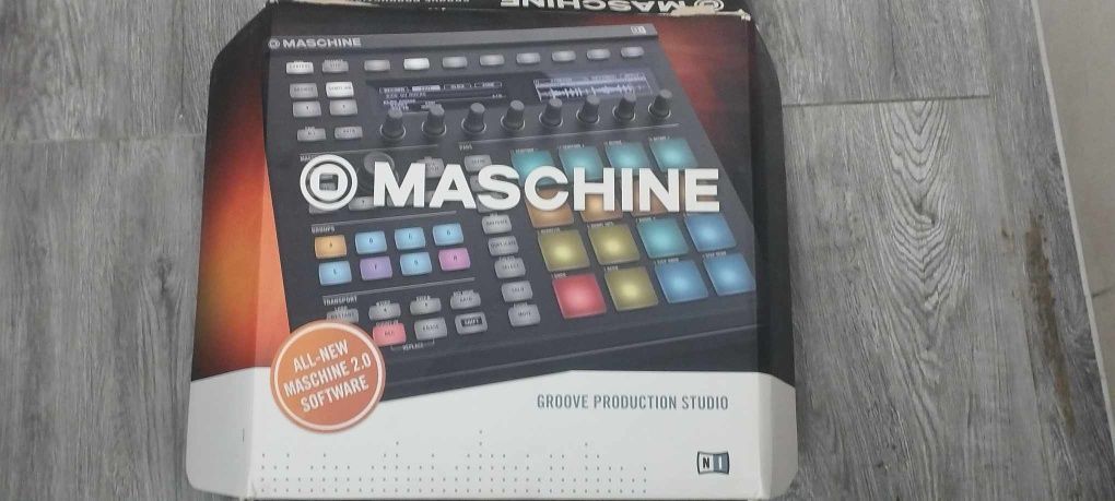 Maschine mk2 kolor czarny