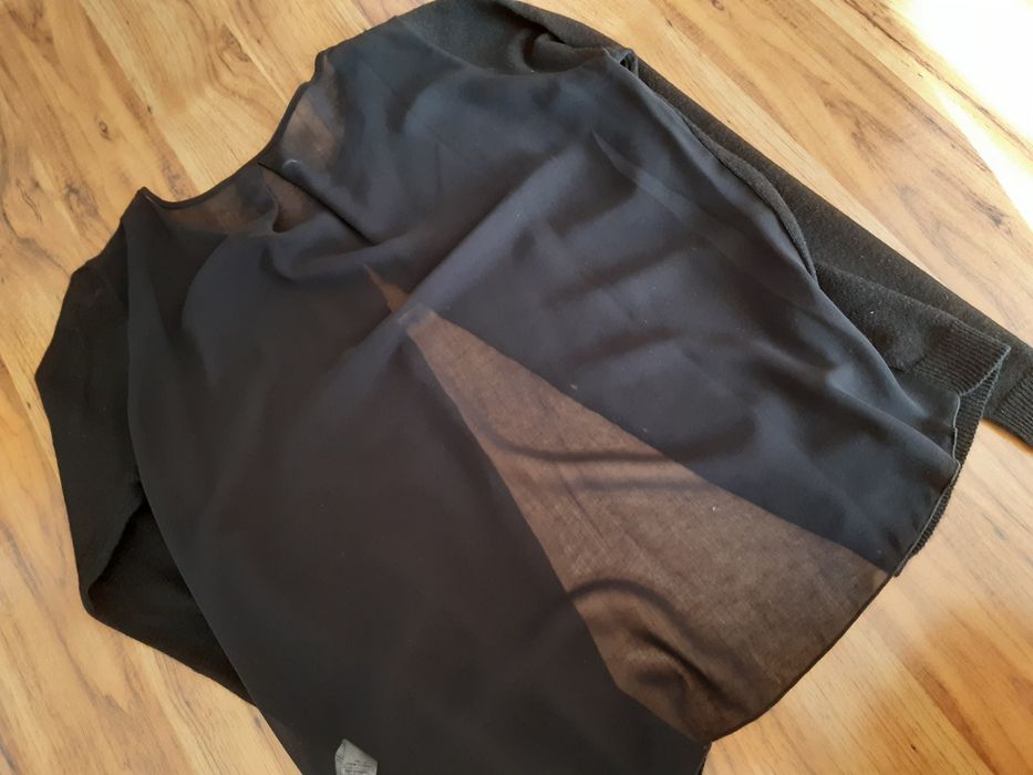 Czarny sweterek elegancki