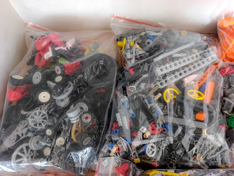 MIX LEGO dla kolekcjonera. Mnóstwo wyselekcjonowanych elementów.