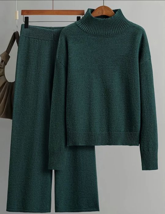 Костюм жіночий теплий / костюм женсеий теплый штаны свитер
