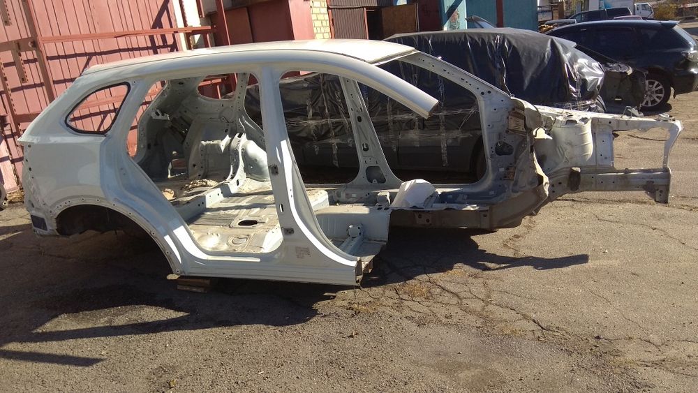 Кузов Мазда СХ9 2016-2023 Четверть Крыша