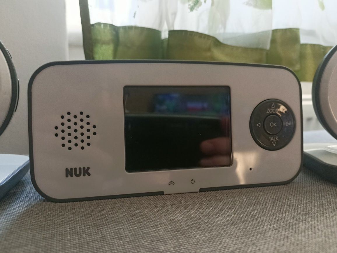 Niania elektroniczna , video baby monitor