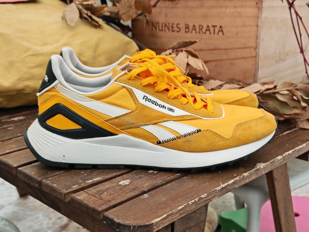 Tênis Reebok praticamente novos