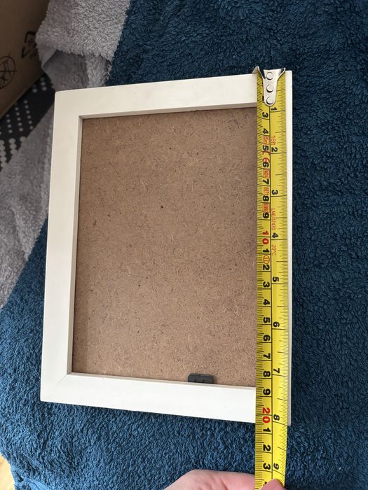 Ramka na zdjęcia biała na ścianę 20x15 cm obrazek