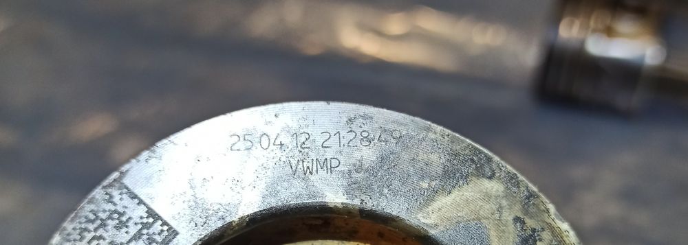 Колінвал шатун поршень піддон VW 1.6 TDI CAY