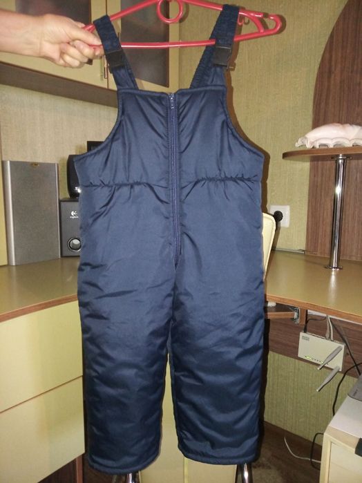 Зимние лыжные штаны на мальчика (полукомбинезон)