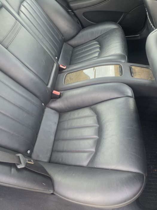 Fotele Przednie Komplet Skóry Mercedes CLS W219 Czarne Kanapa Boczki