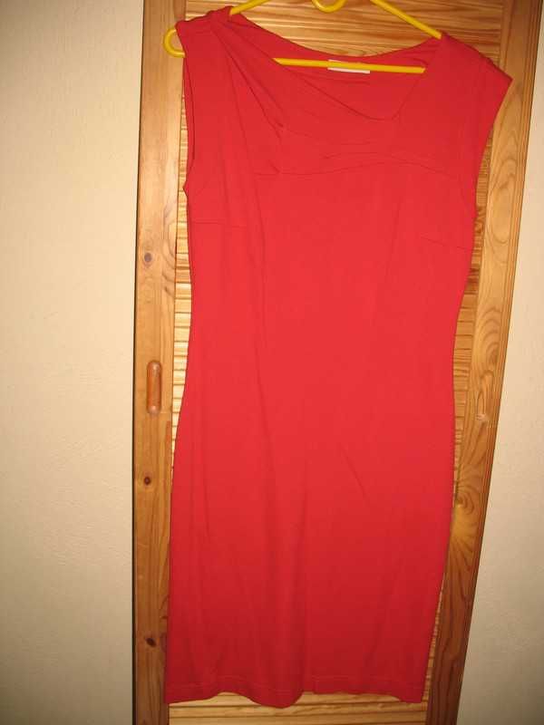 Sukienka De Facto r. 40