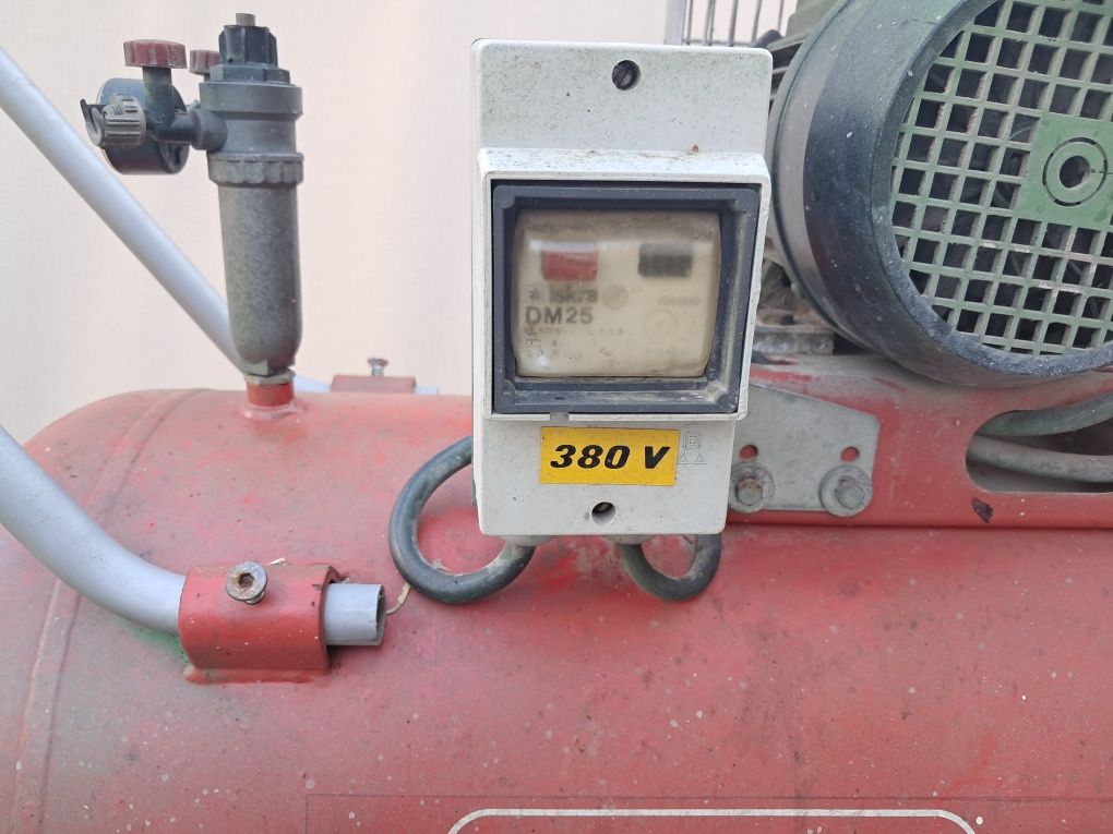 Compressor Fini 100 litros trifásico
