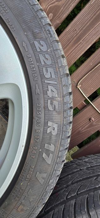 Koła z bardzo ładnymi letnimi oponami 5x120