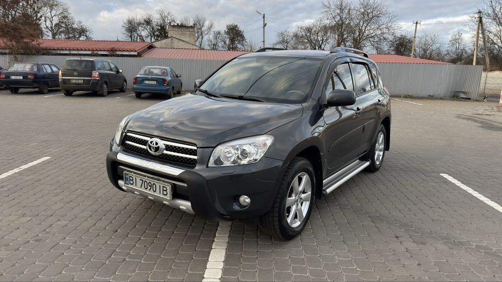 Toyota Rav4 2008рік Пробіг 90 тис.км