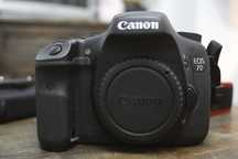 Canon EOS 7D Stan BDB + Grip, 2 baterie, Pasek, Instrukcja, Ładowarka