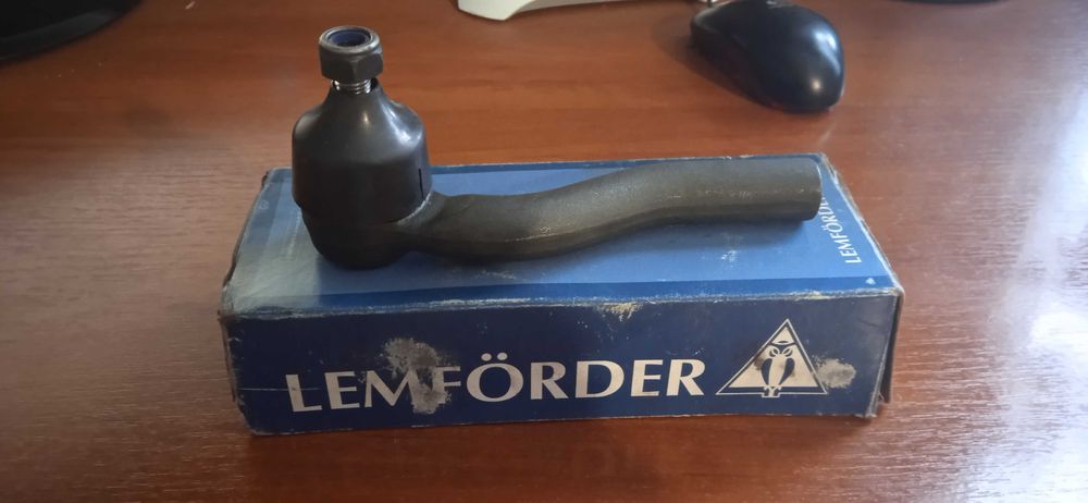 Наконечник рулевой тяги Doblo 01-09 (кривой) (L) (LEMFORDER 27076 02)