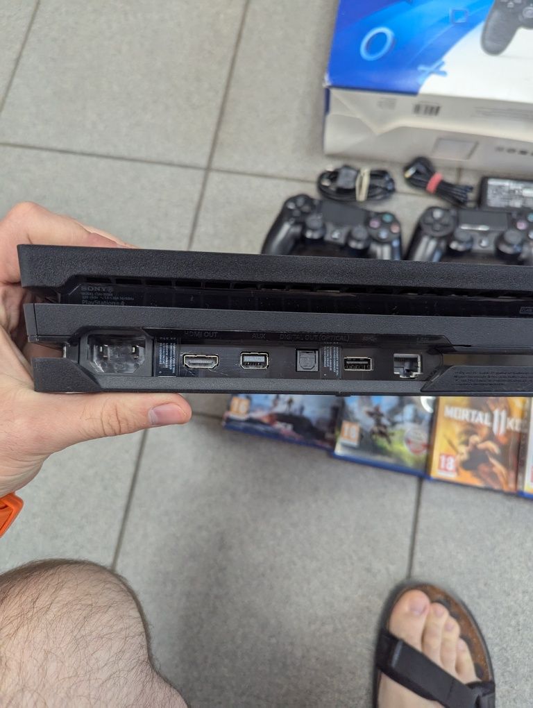 Playstation 4 Pro 1TB