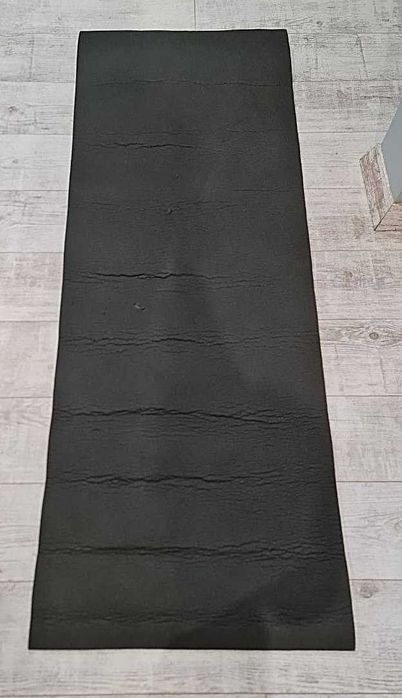 Продам каремат , килим туристичний, каримат, коремат, коримат б/у
