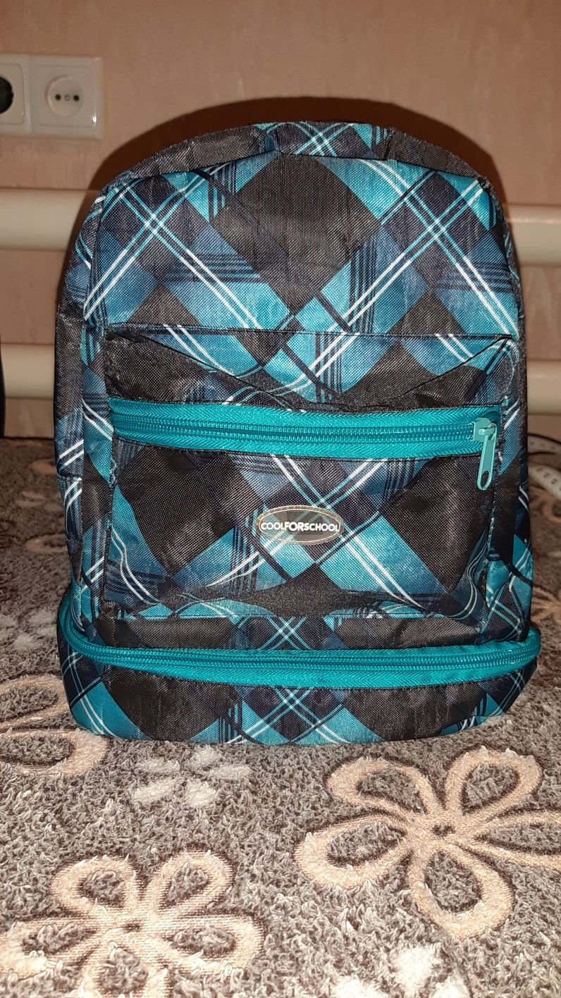 Рюкзак для школьника наплічник