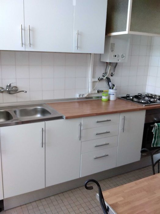 Arrenda-se T2 mobilado sem fiador