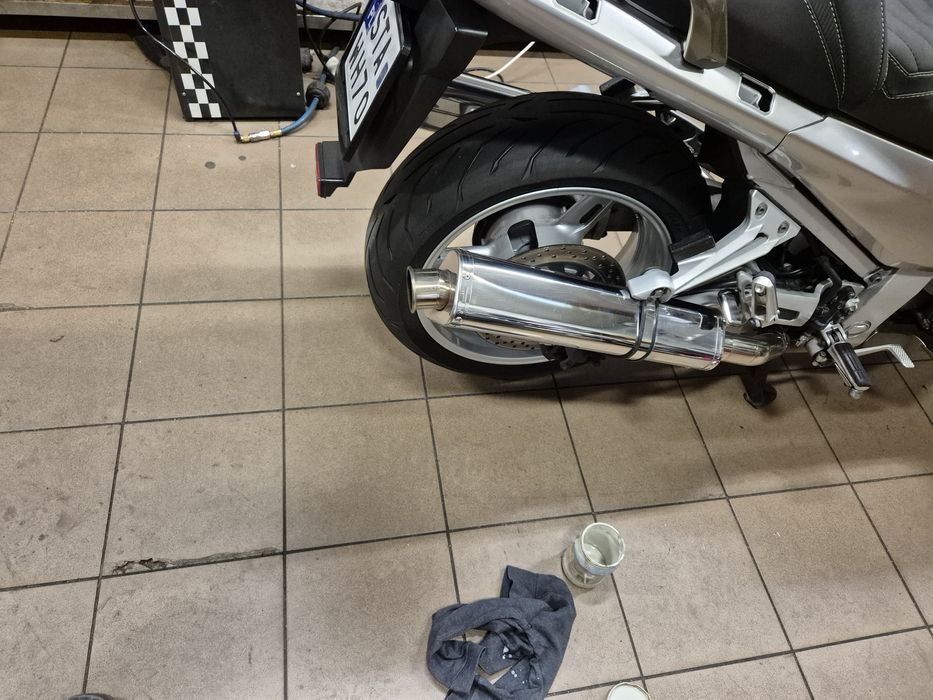Tłumiki z rurami wydechowymi do yamaha fjr 1300