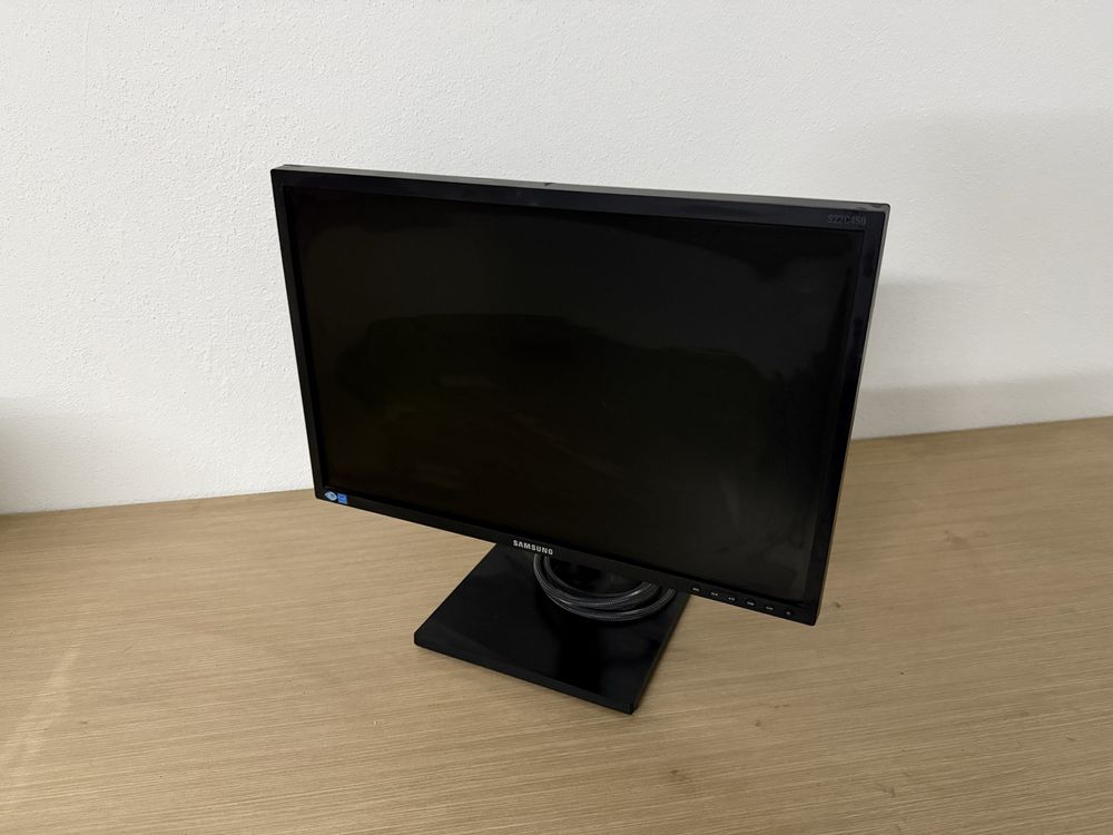 Monitor Samsung SyncMaster S22C450BW 22