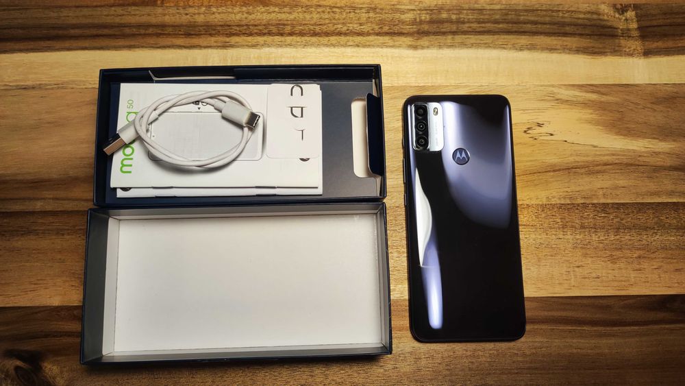 Telefon Motorola G50