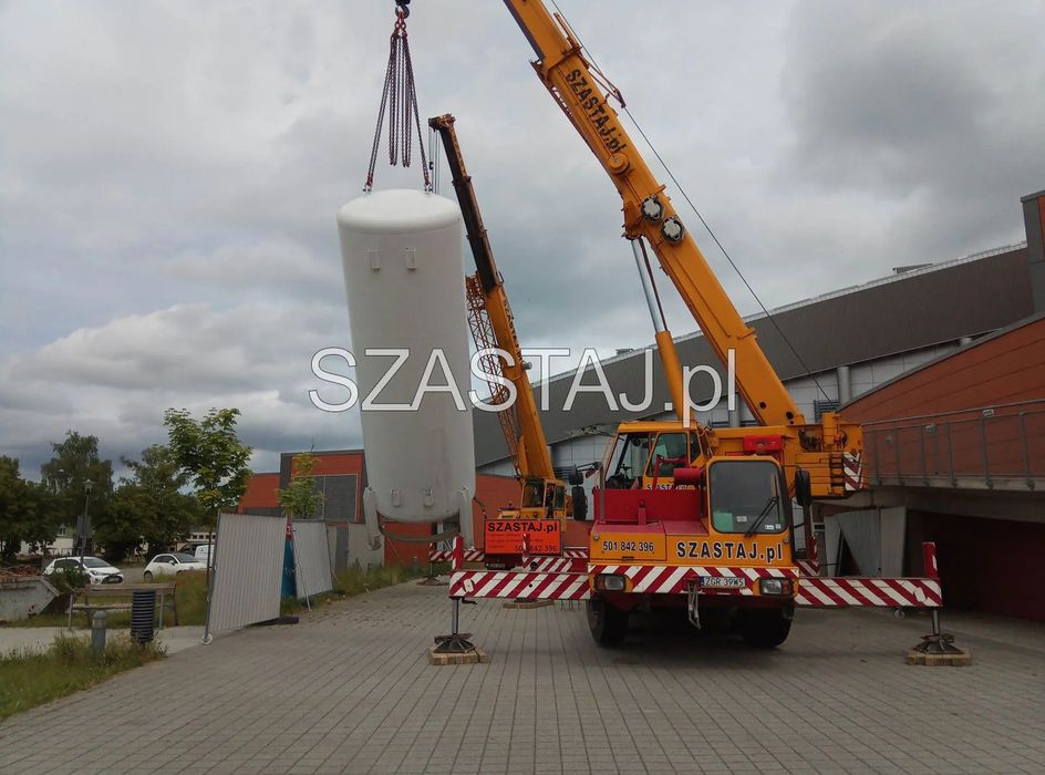 Liebherr 1050/1 Dźwig 50 ton Żuraw Samojezdny Bocian Teleskop 40 +16 m  Liebherr 1050/1 Dźwig 50 ton Żuraw Samojezdny Bocian Teleskop 40 +16 m