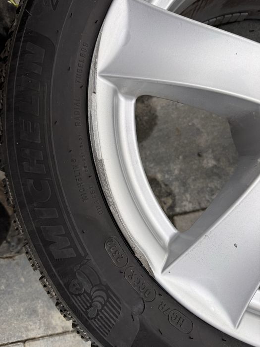 Kola felgi opony zimowe 205/60 R16 5x112 Audi A4 b9 VW Skoda