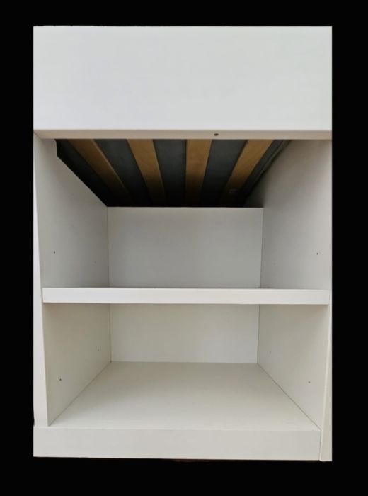 Cama, estrado, colchão como novo