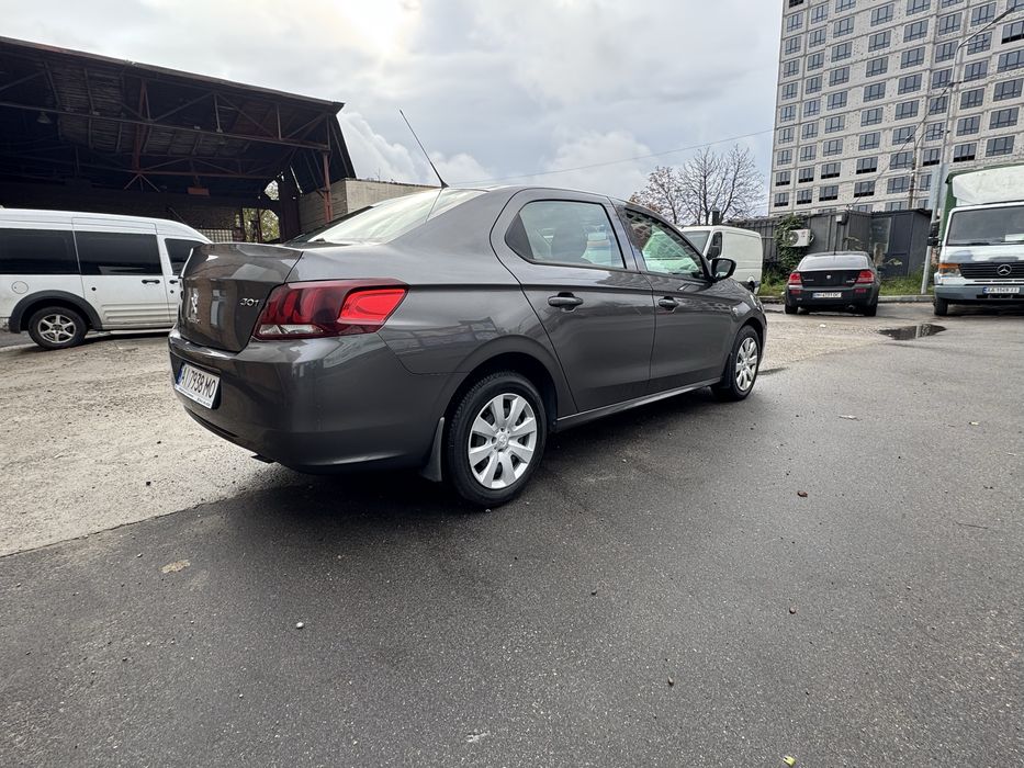 Peugeot 301 офіційний